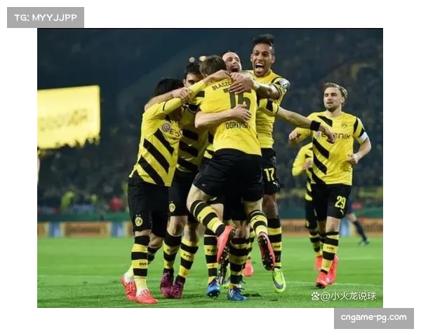 多特蒙德电竞战队夺德甲总决赛冠军，球迷热情庆祝胜利