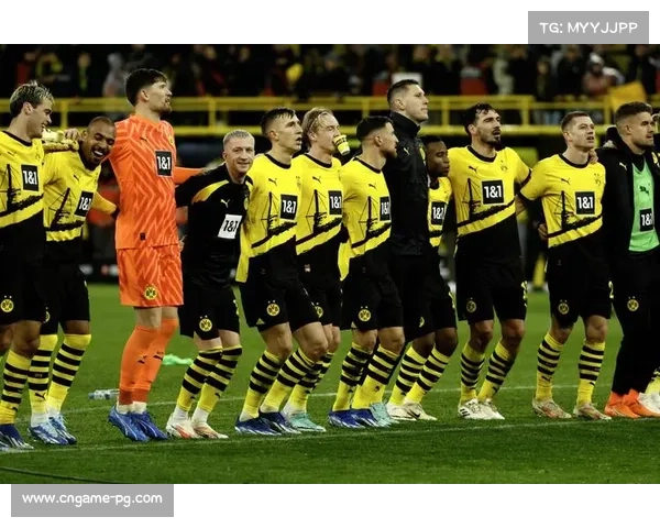 半场战报:门兴格拉德巴赫1-0领先沃尔夫斯堡,普莱亚点射破门